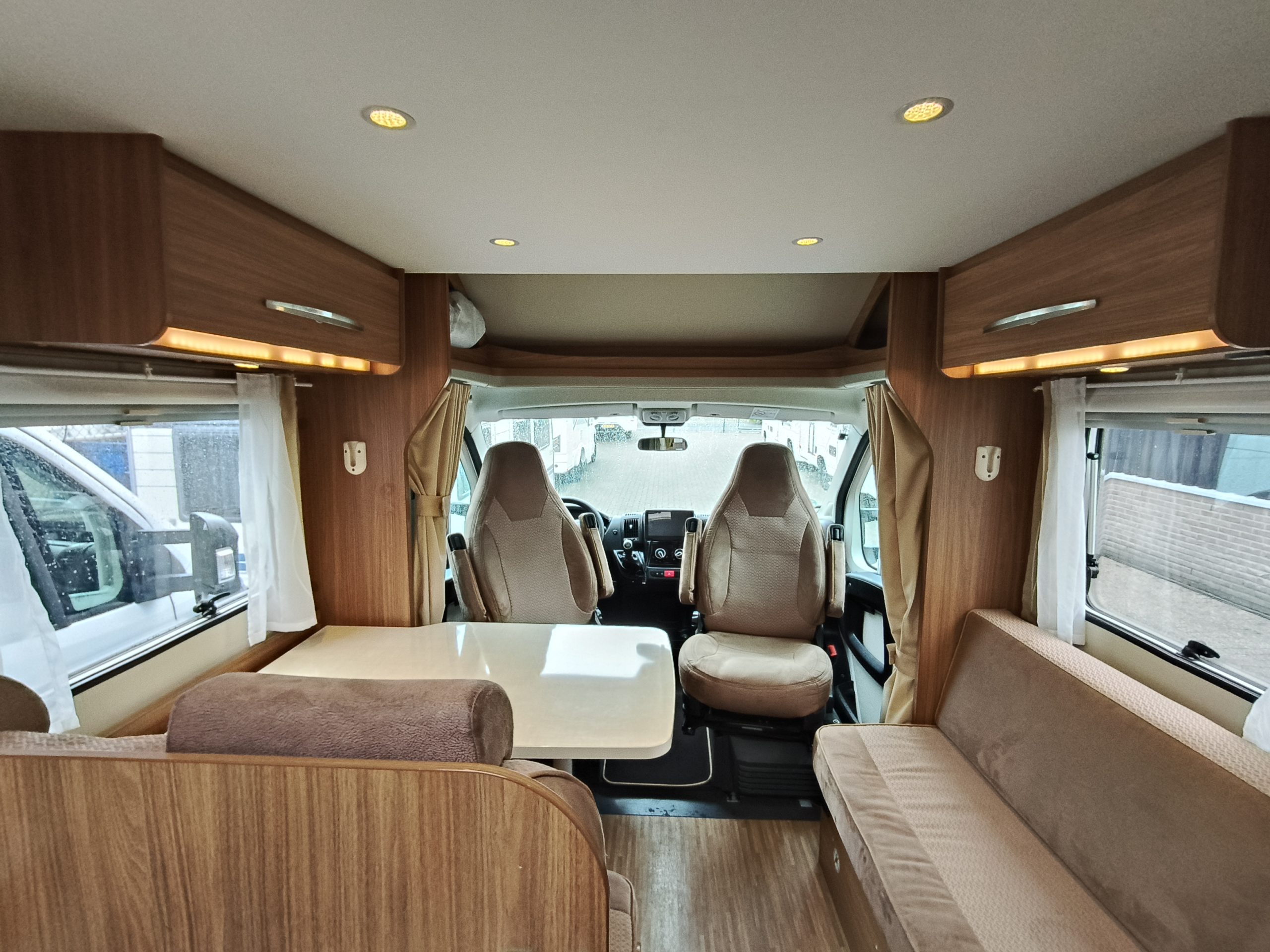 Carado T448 lengtebedden en hefbed