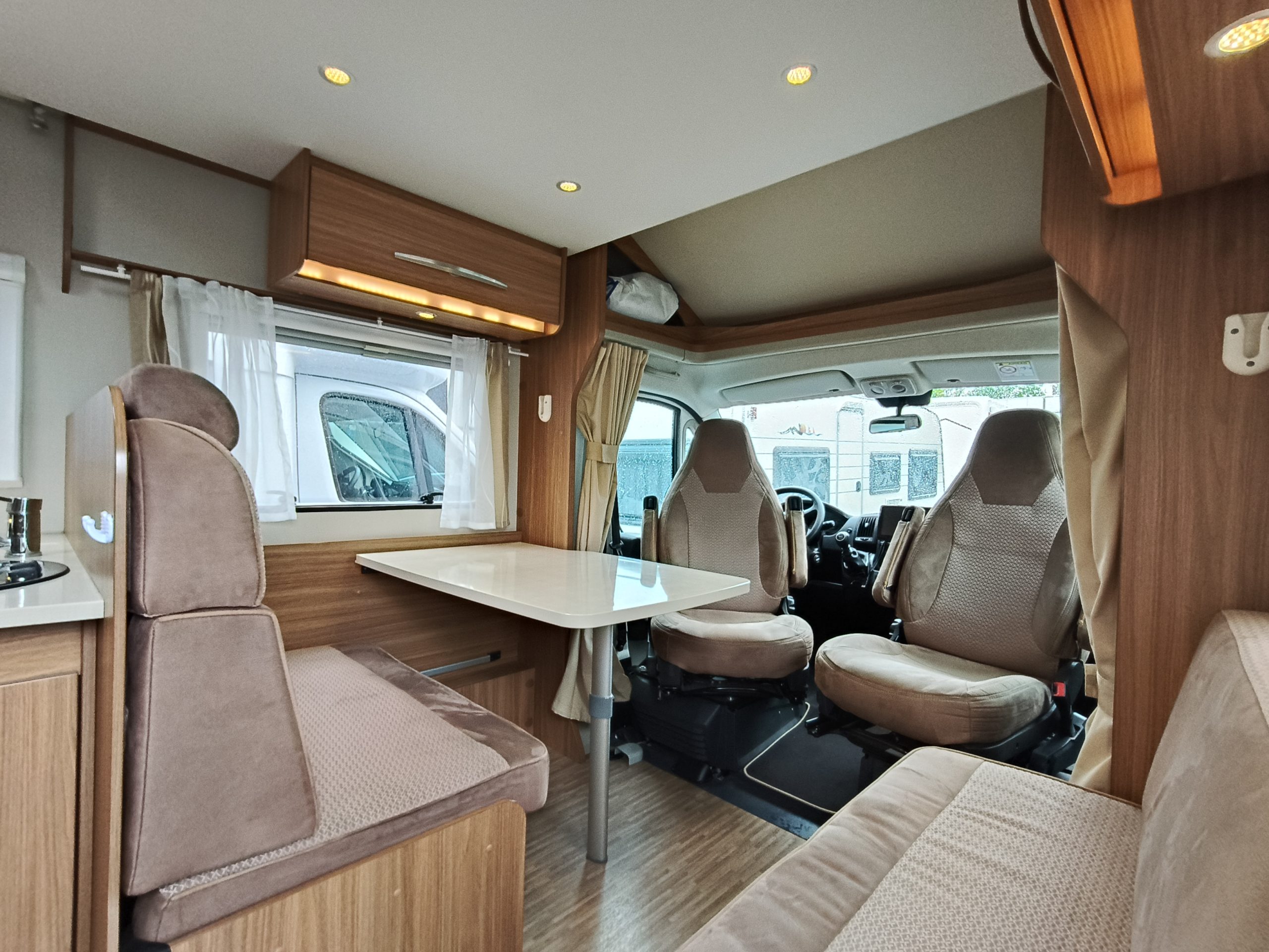 Carado T448 lengtebedden en hefbed