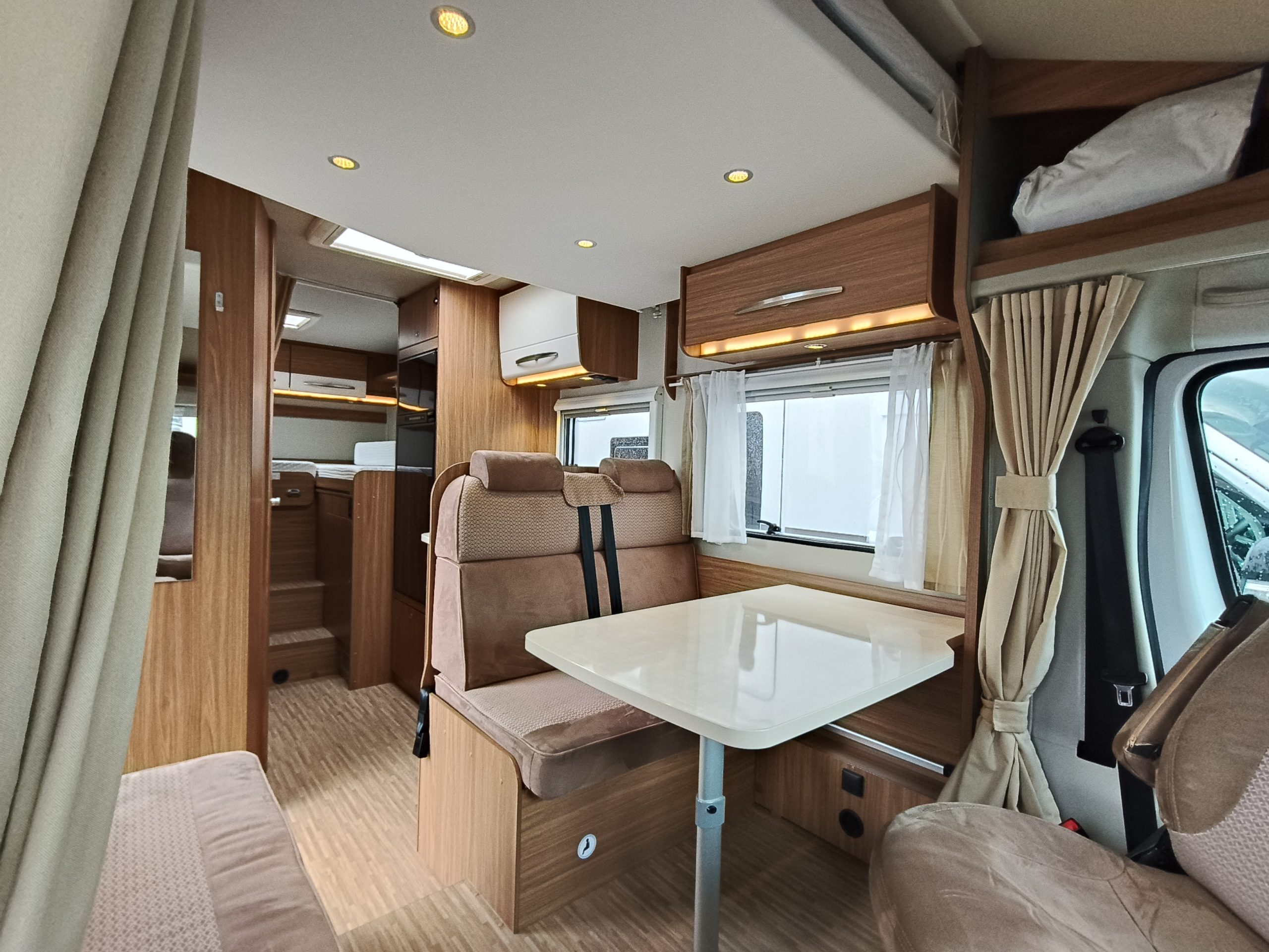 Carado T448 lengtebedden en hefbed