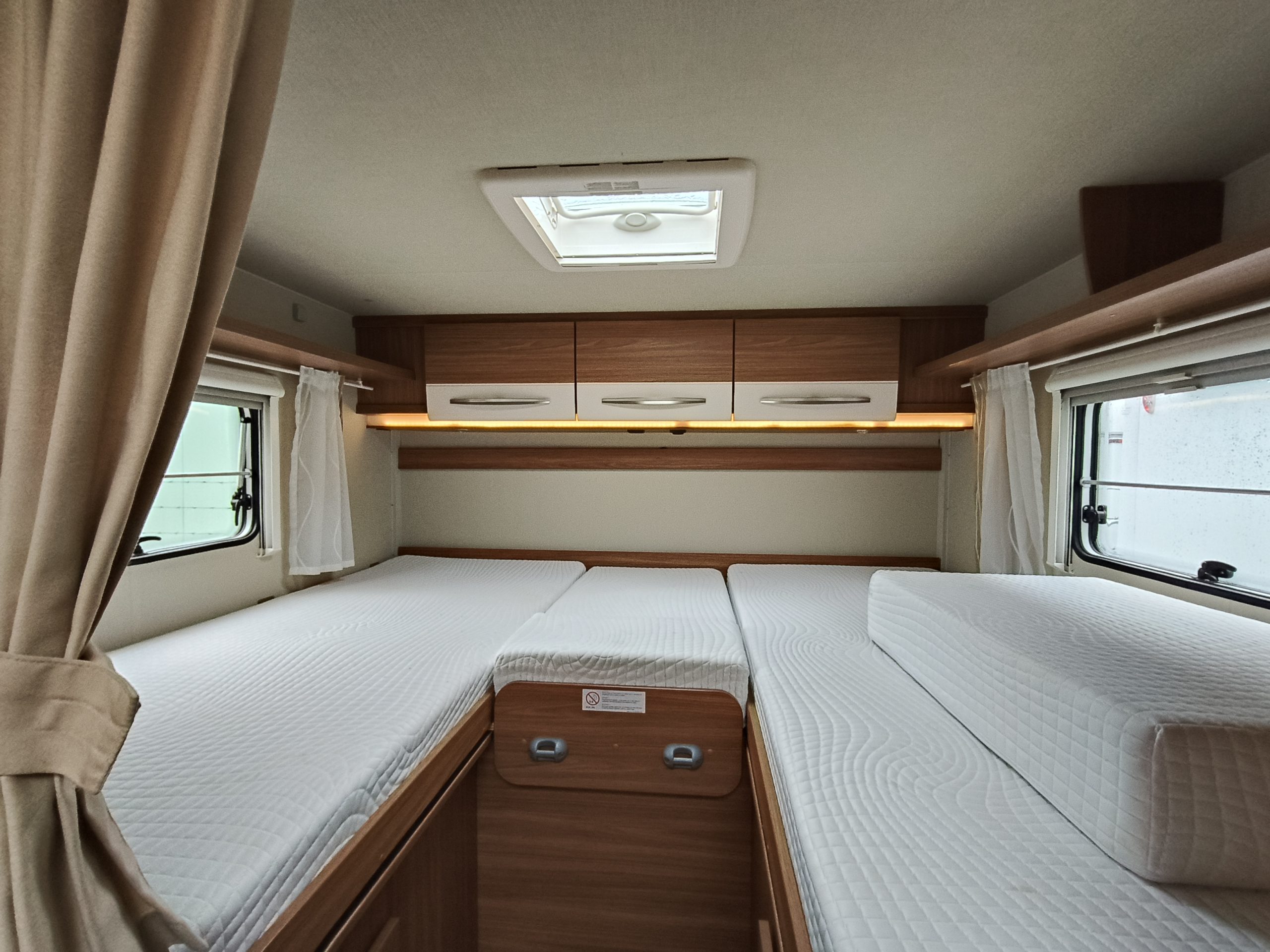 Carado T448 lengtebedden en hefbed