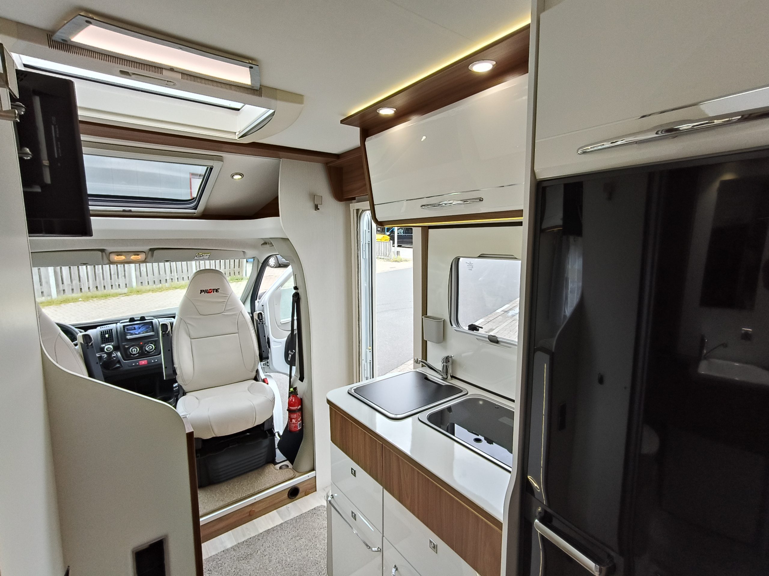 PILOTE Essentiel P650 Lengtebedden compact