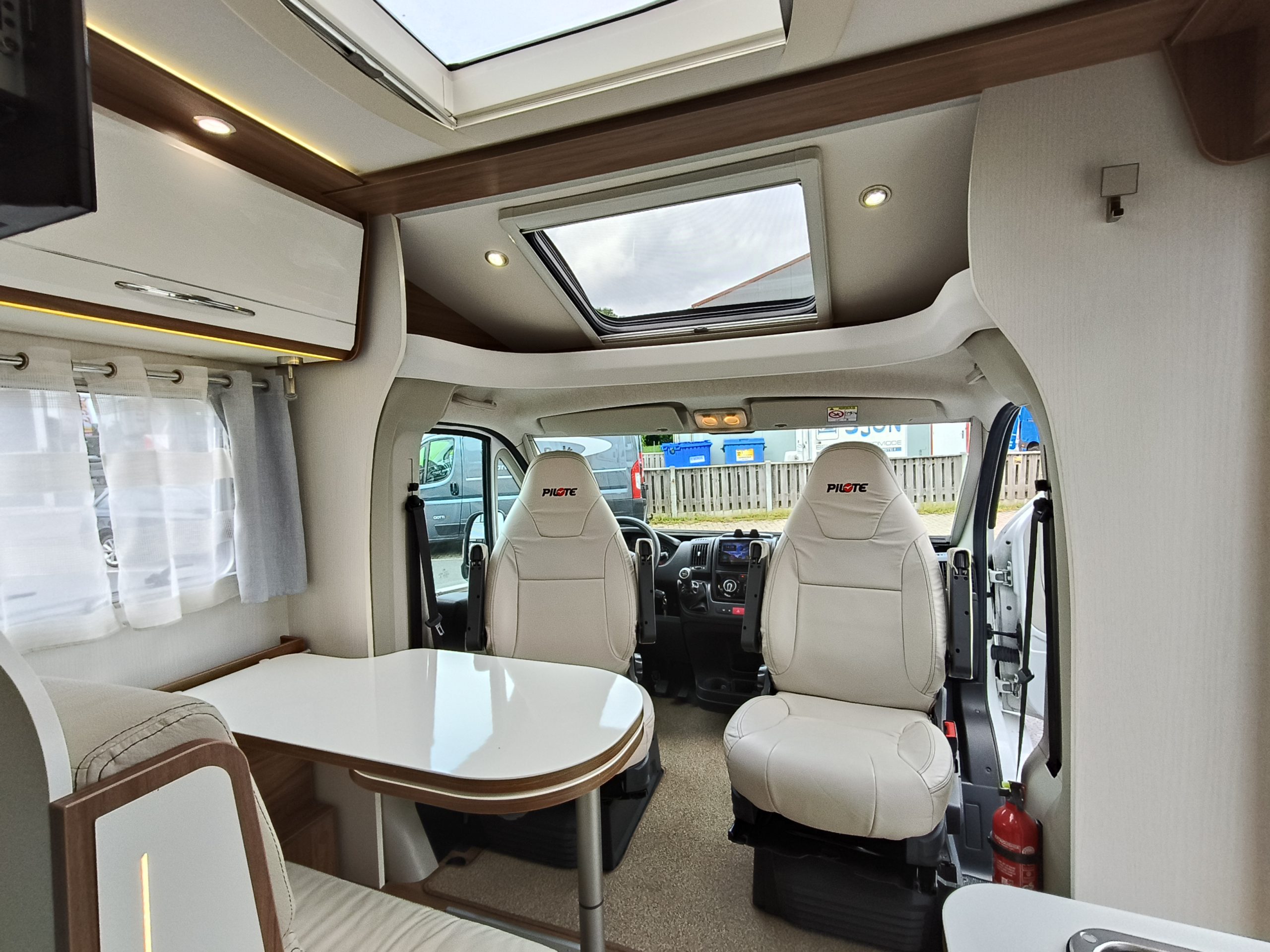 PILOTE Essentiel P650 Lengtebedden compact