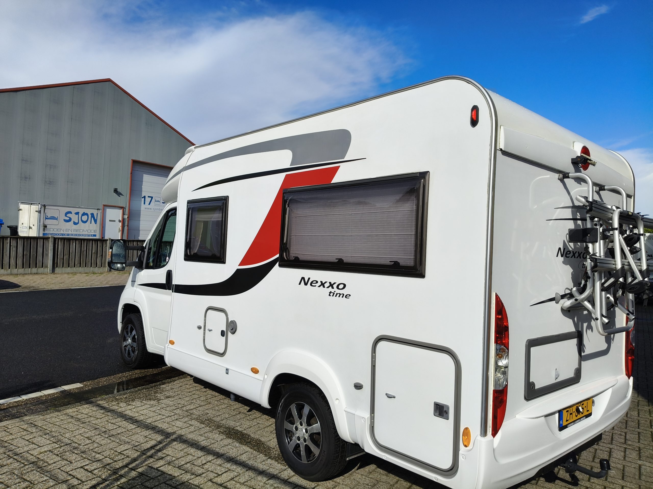 Bustner Nexxo Time T569 Fransbed compact 599 cm.