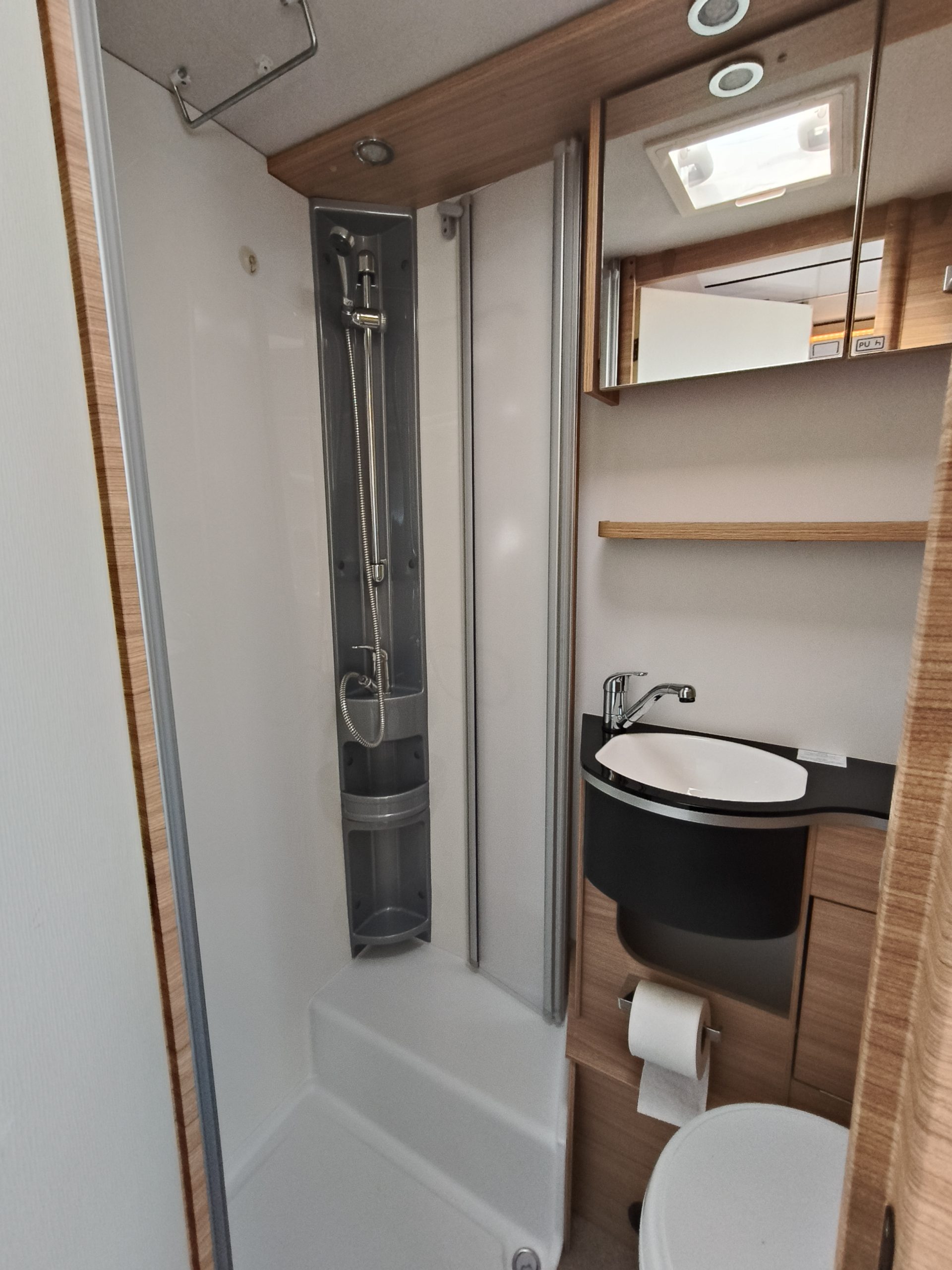 Dethleffs Globebus GT T006 Lengtebedden