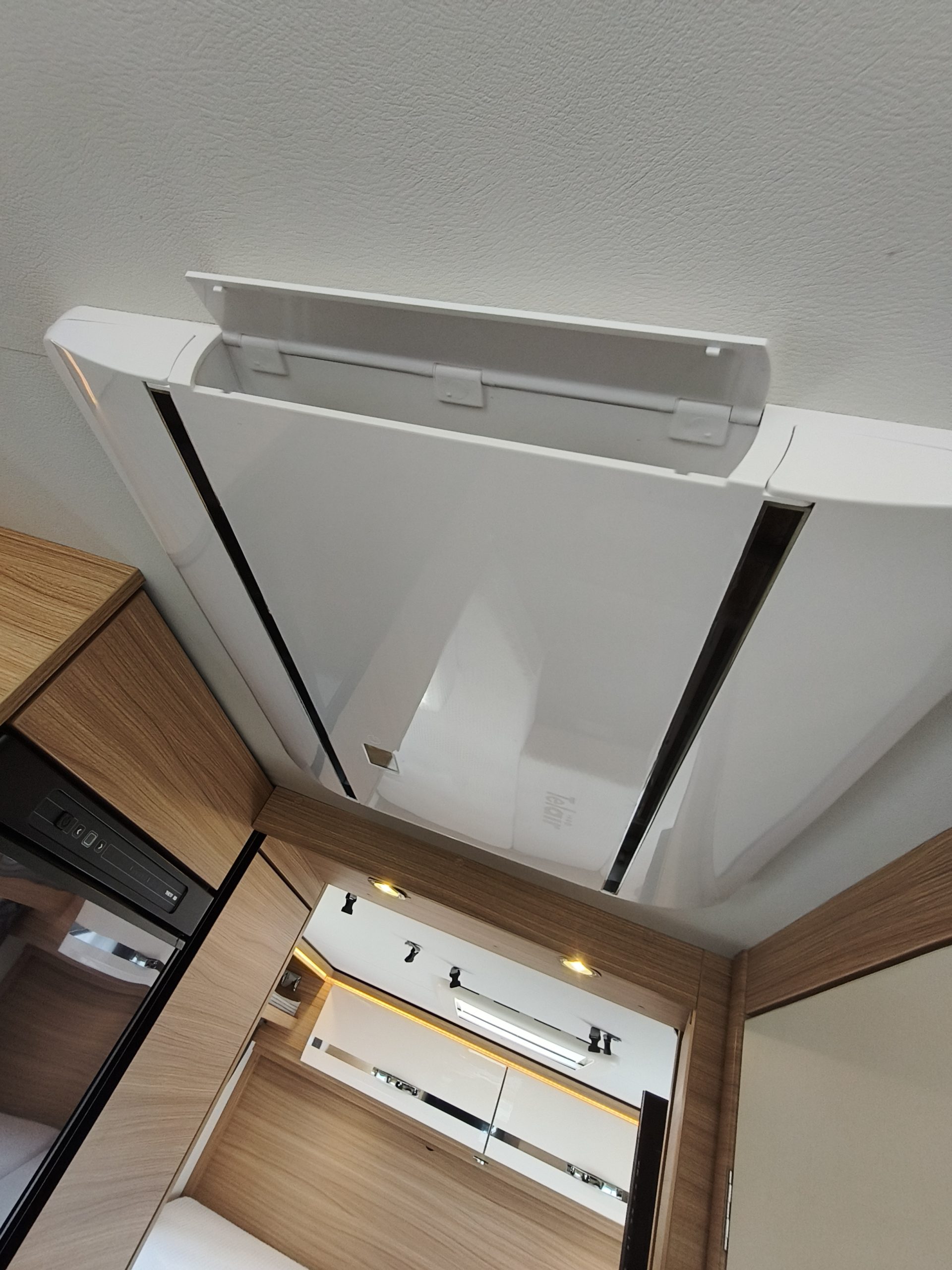 Dethleffs Globebus GT T006 Lengtebedden