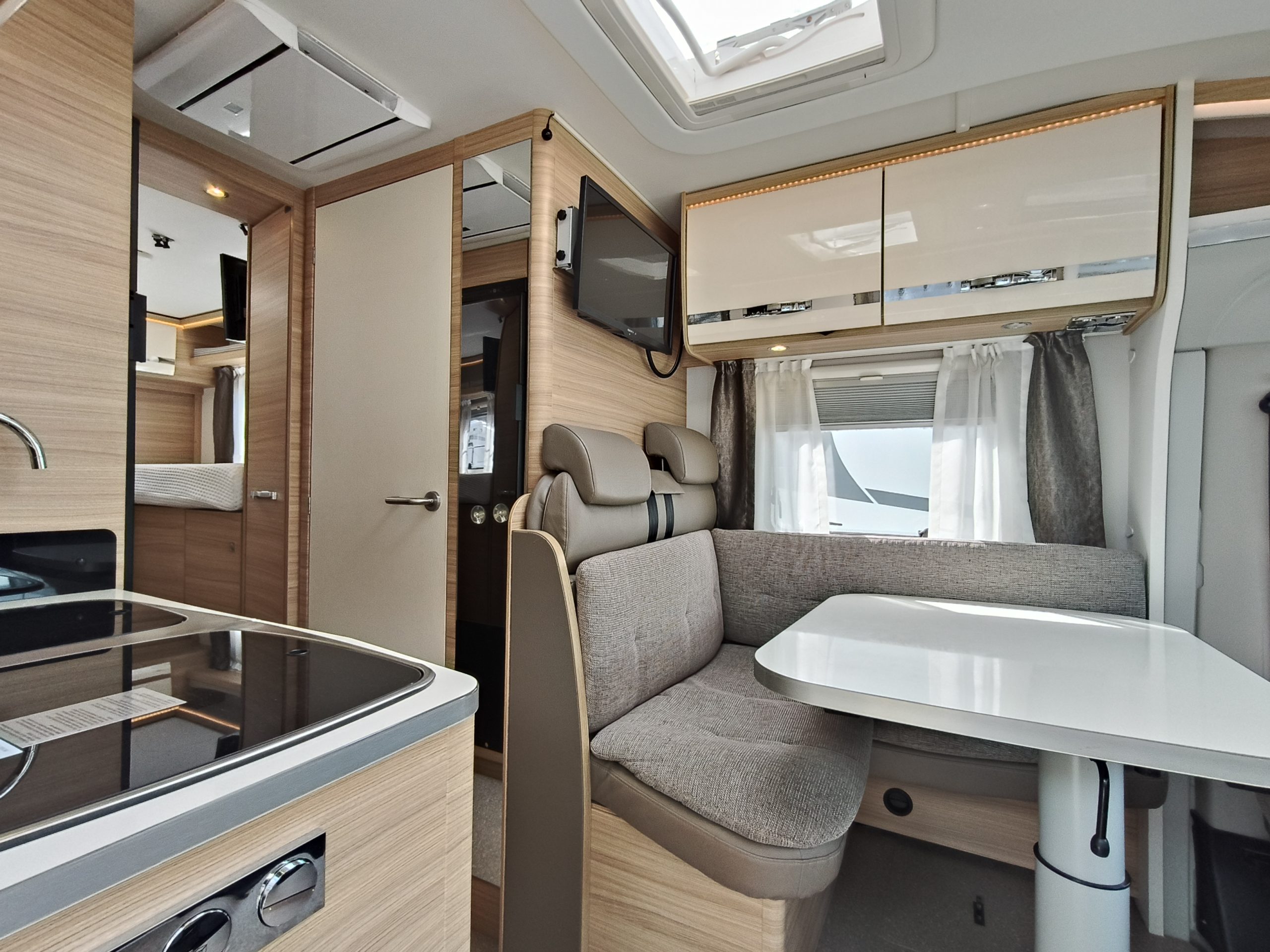Dethleffs Globebus GT T006 Lengtebedden