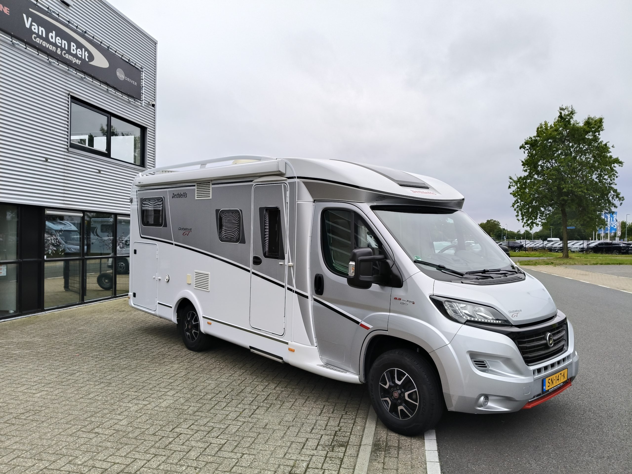 Dethleffs Globebus GT T006 Lengtebedden