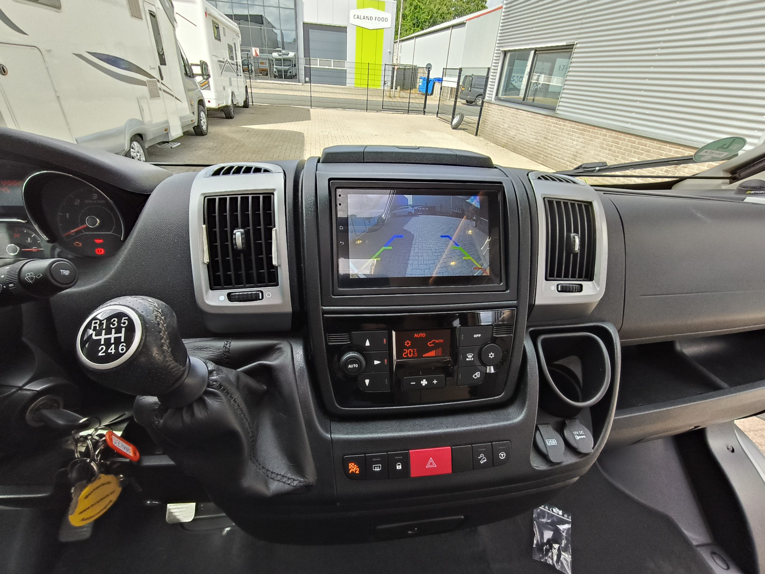 Dethleffs Globebus GT T006 Lengtebedden