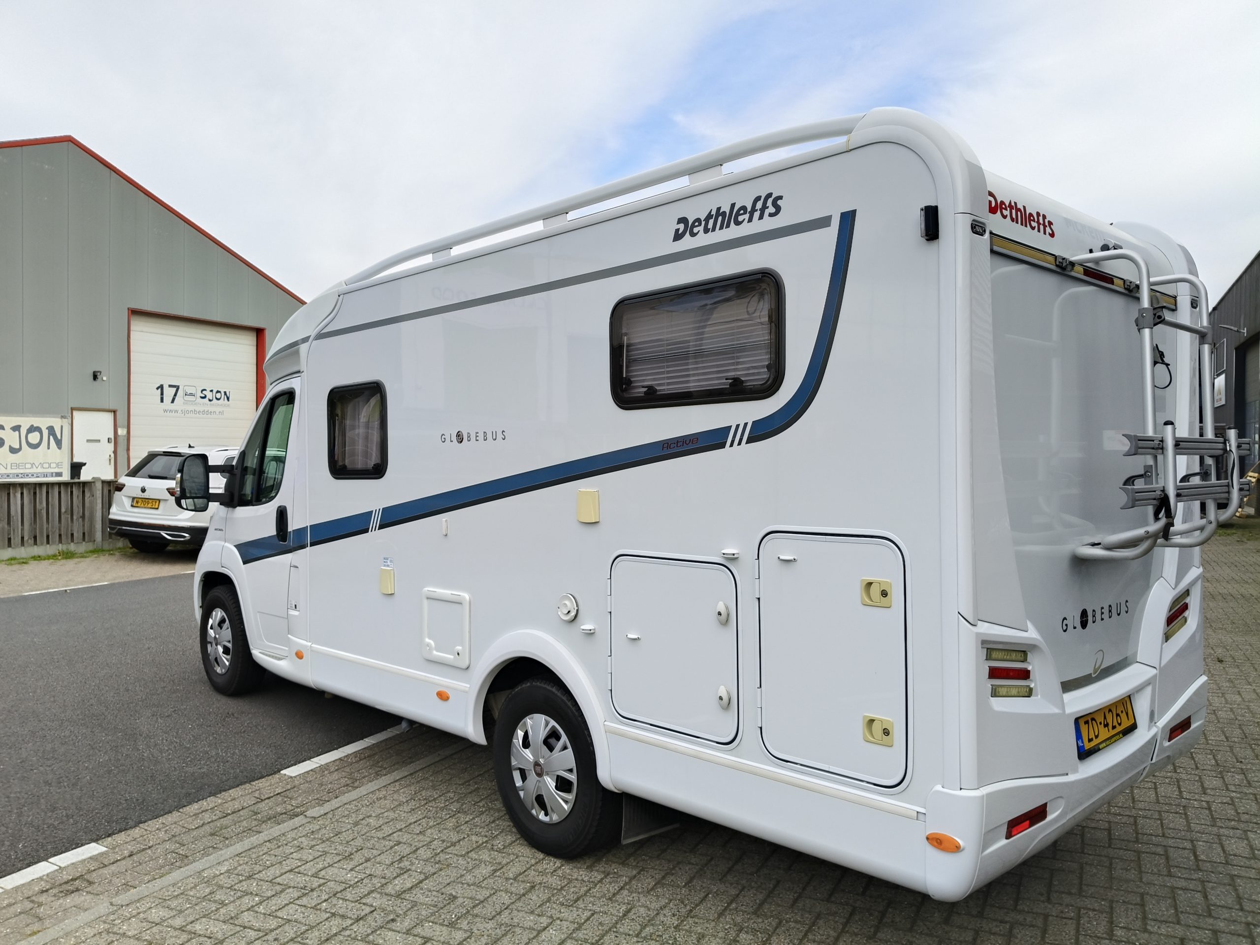 Dethleffs Globebus GT T005 Dwarsbed